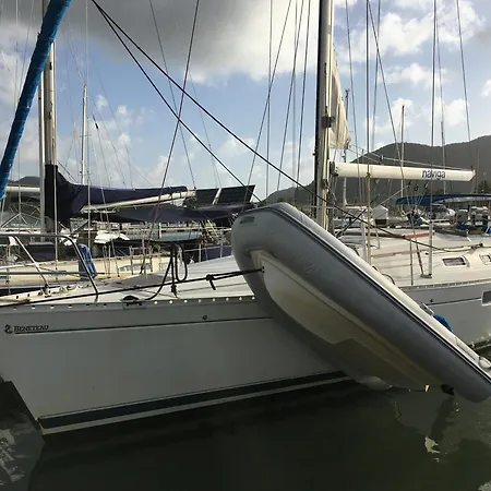 Hotel Private Yacht, Day Sail And Houseboat